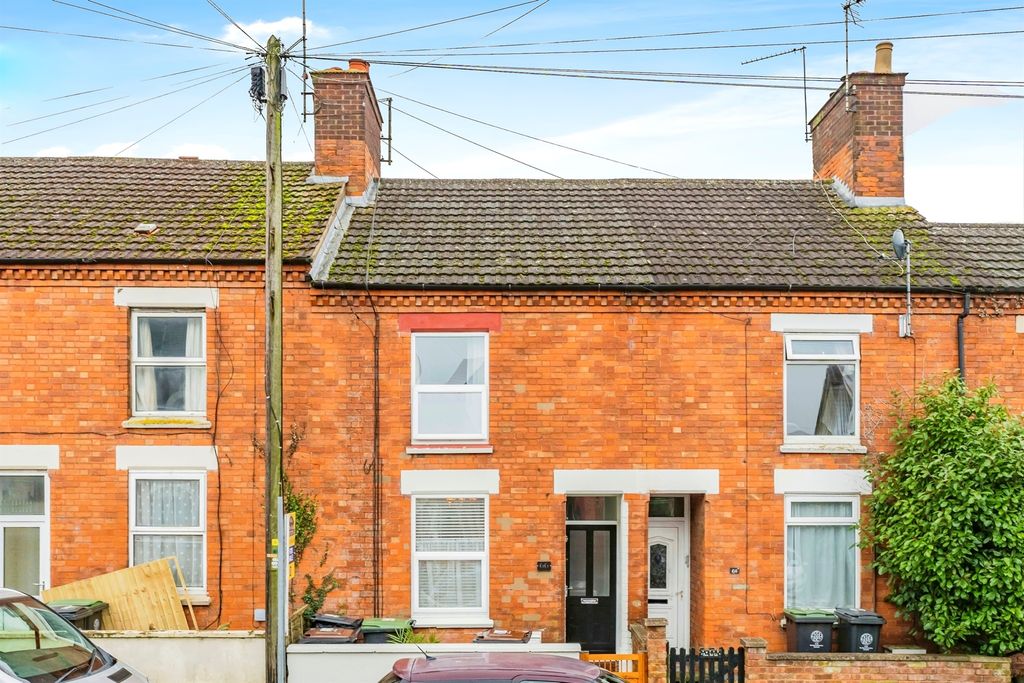 Property photo 1 of 12