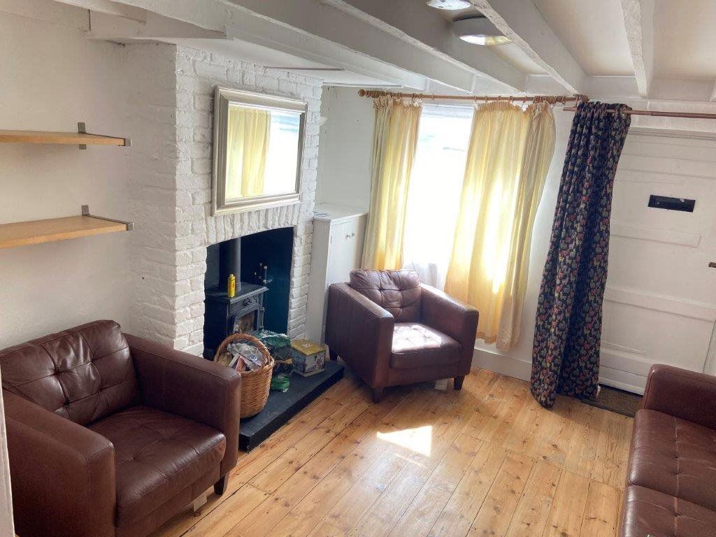 Property photo 3 of 18