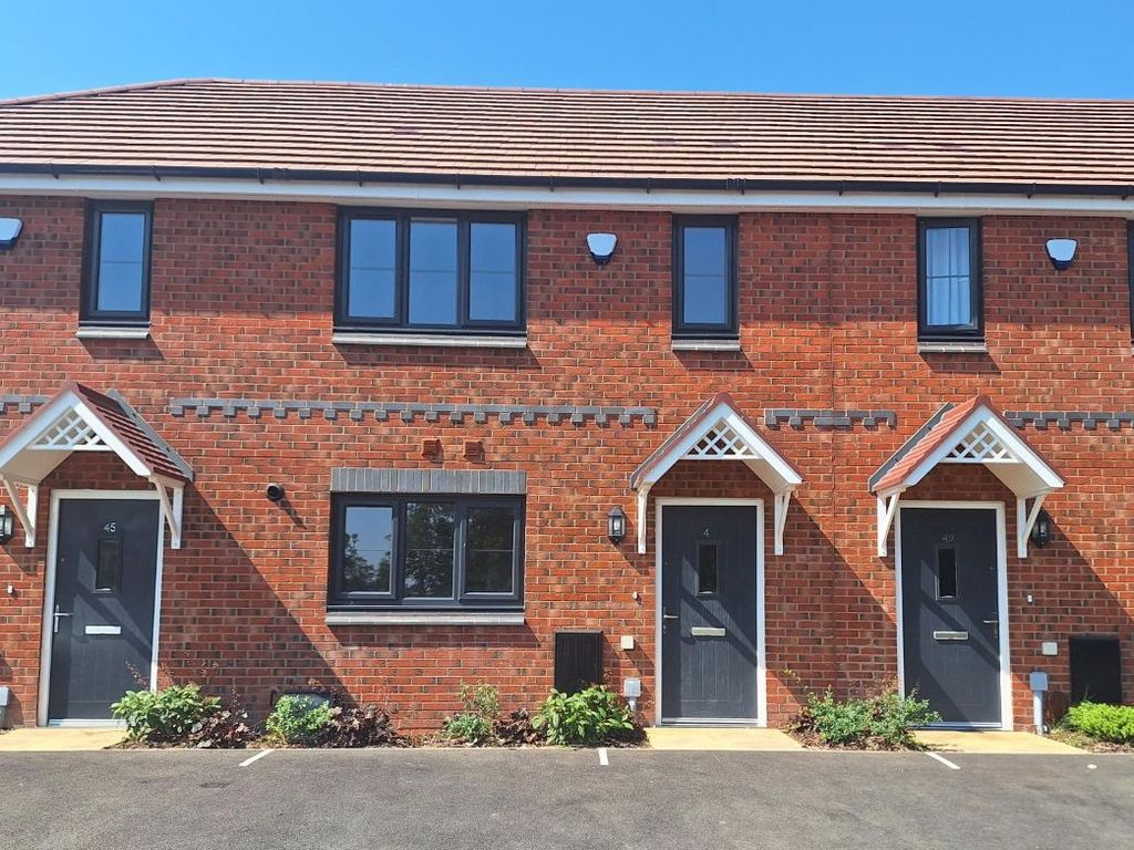Property photo 1 of 11 External