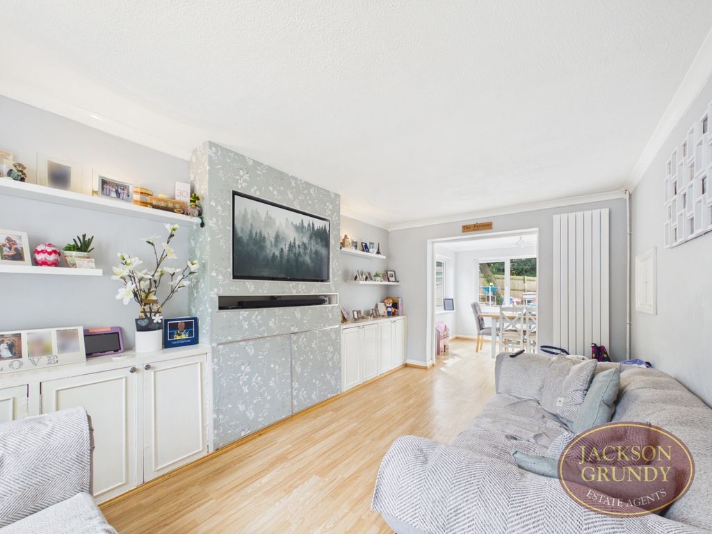 Property photo 3 of 16 Osmund Drive