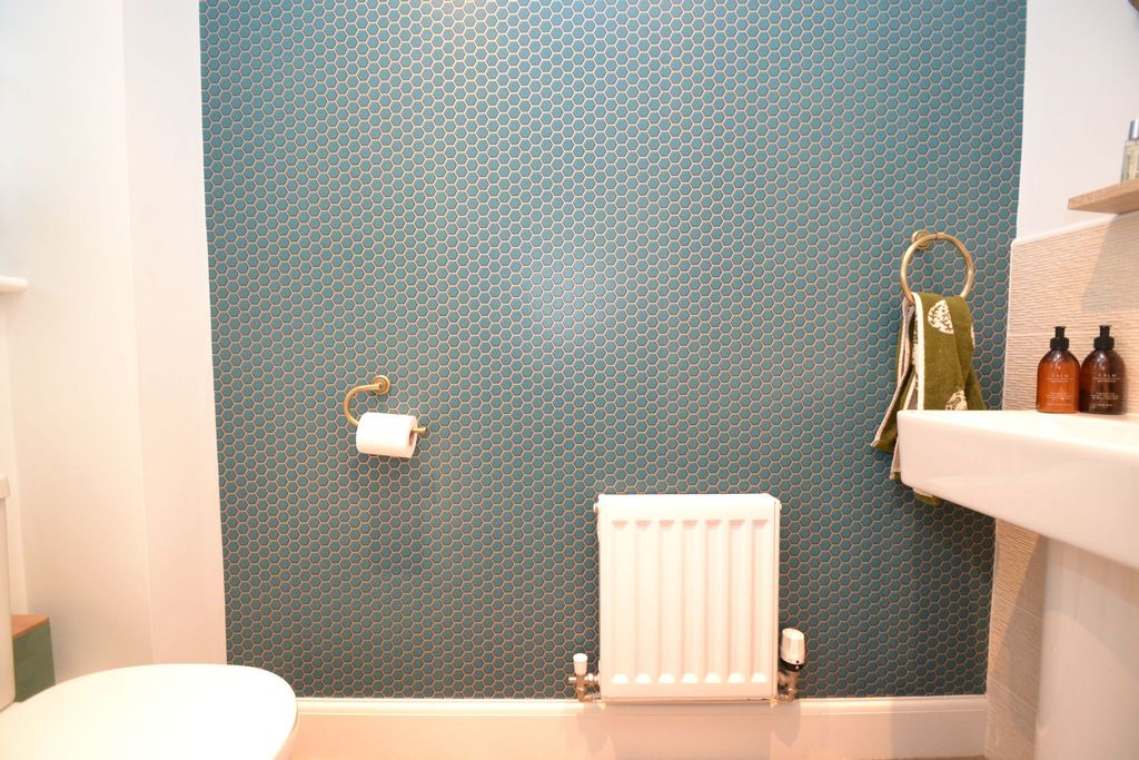 Property photo 3 of 21 Photograph 3