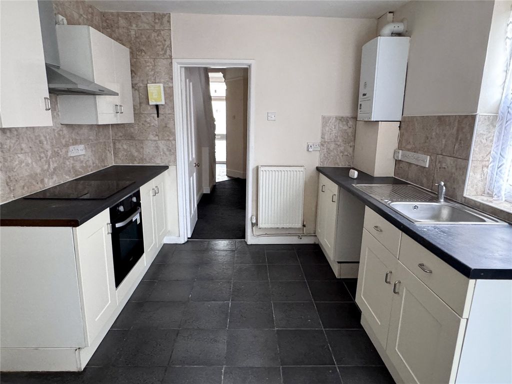 Property photo 2 of 10 Picture No. 09
