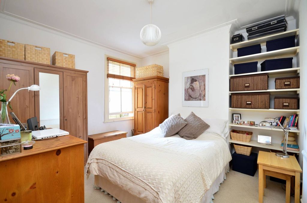 Property photo 3 of 8
