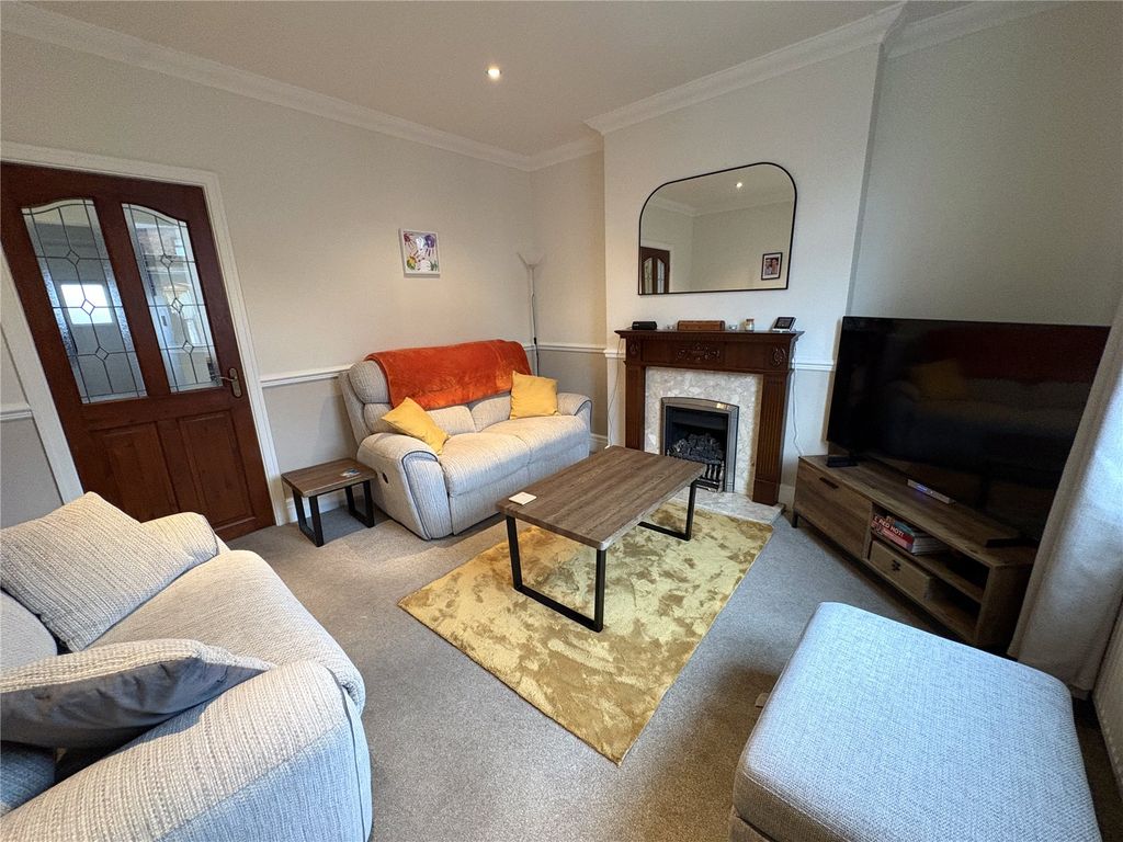 Property photo 3 of 14 Living Room