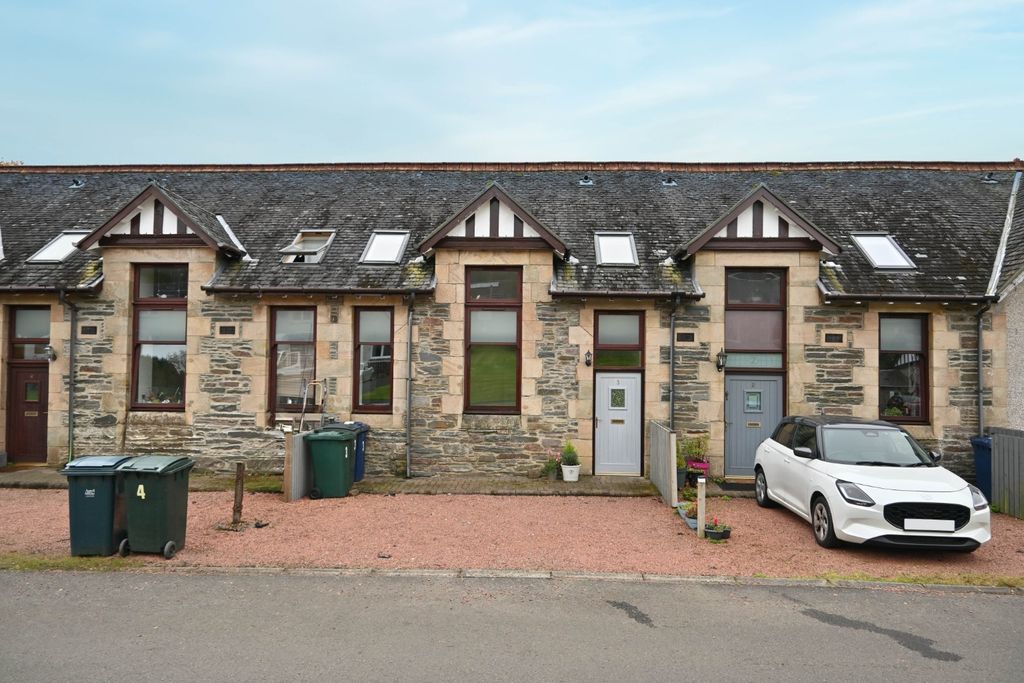 Property photo 2 of 25 5695403