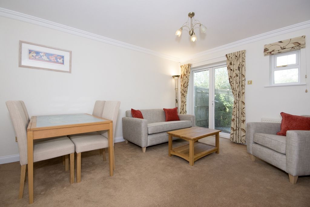 Property photo 2 of 5 3
