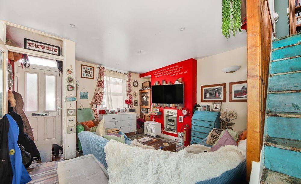 Property photo 3 of 12