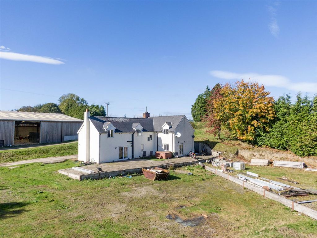 Property photo 2 of 19 To The Front