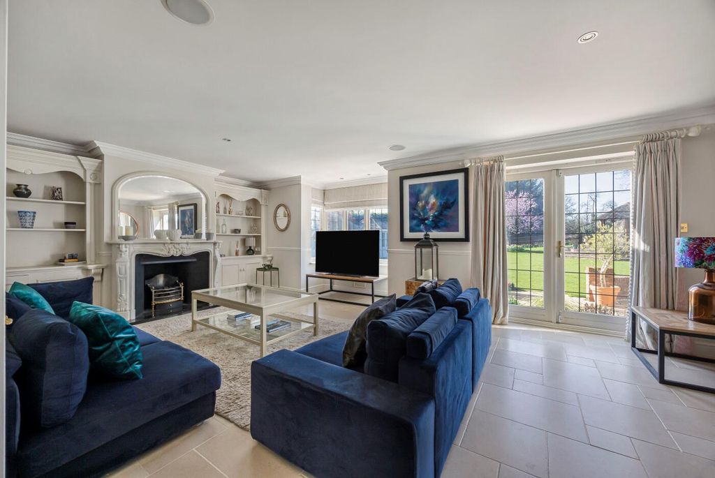 Property photo 3 of 36 Image