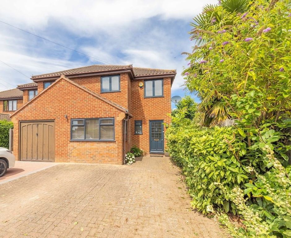 Property photo 1 of 12