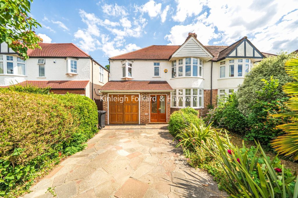 Property photo 1 of 22 Picture No. 03