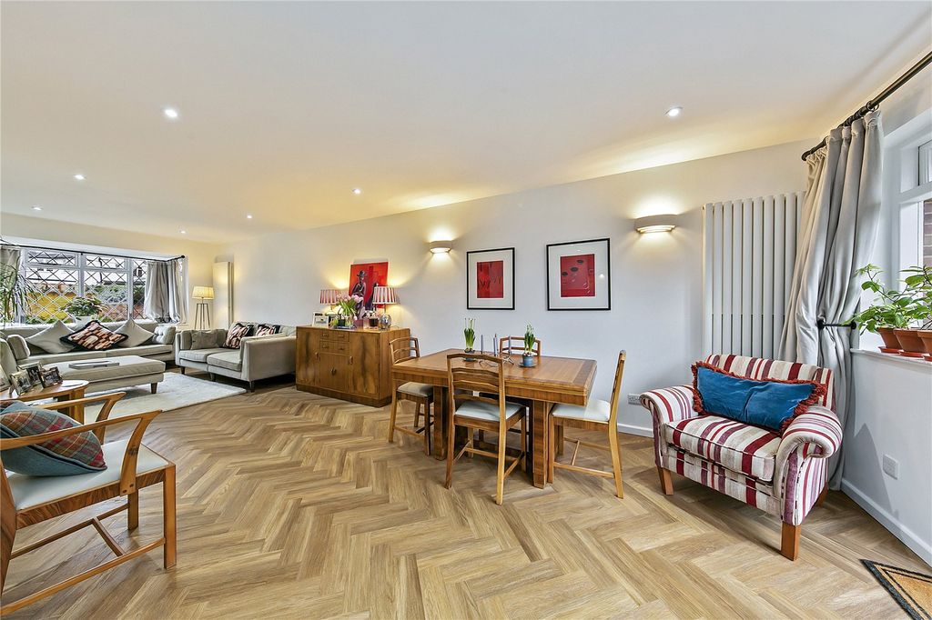 Property photo 2 of 14 Picture No. 46