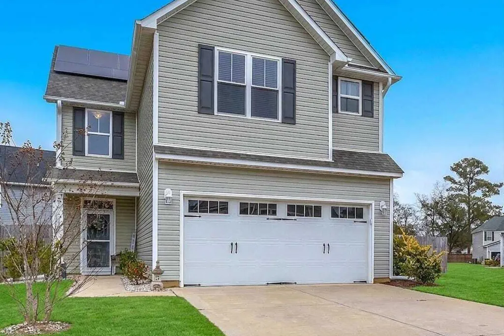 Property photo 1 of 31