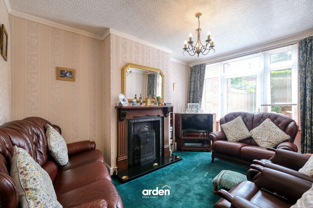 Property photo 3 of 18