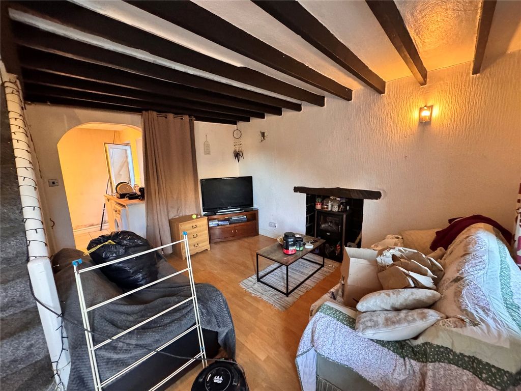 Property photo 3 of 7 Picture No. 04