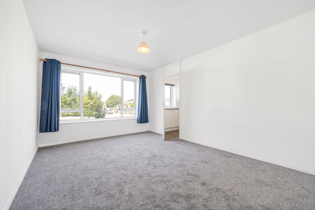 Property photo 2 of 10 Reception Room