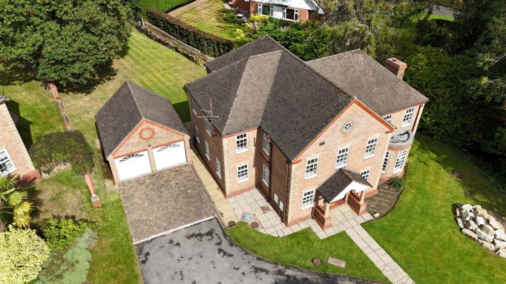 Property photo 2 of 44 44