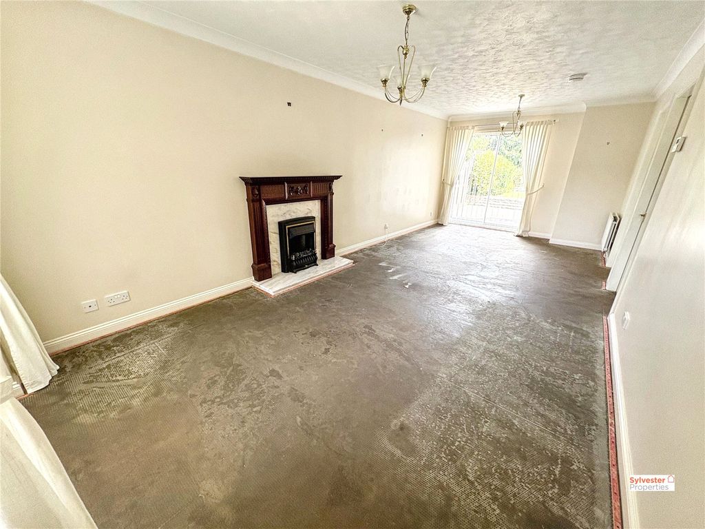Property photo 3 of 24 Picture No. 17