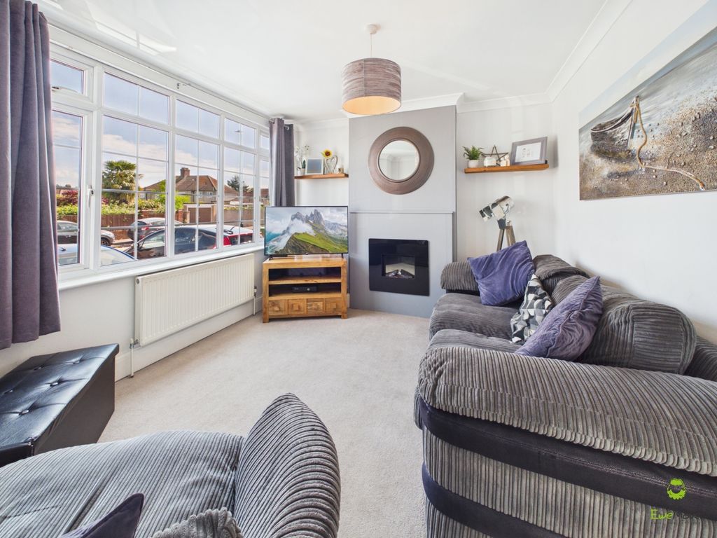 Property photo 2 of 15 Presented By Clinton At Ewemove Bexleyheath And Da