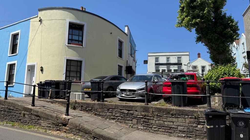 Property photo 1 of 9 Street-Front View With Colourful Period Houses...
