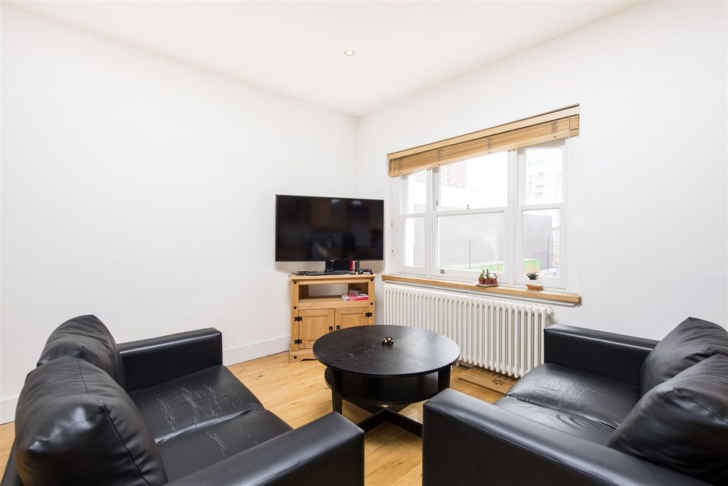 Property photo 2 of 6 P02.Jpg