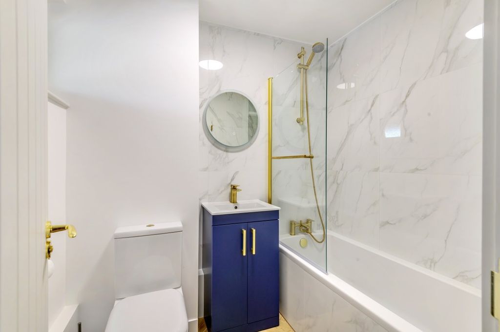 Property photo 3 of 6 875119  (7)