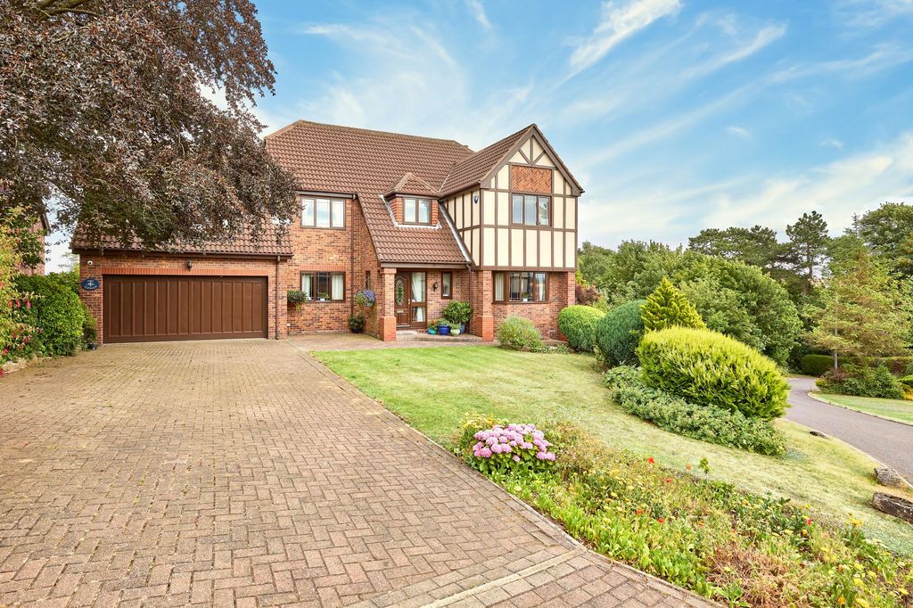 Property photo 2 of 45