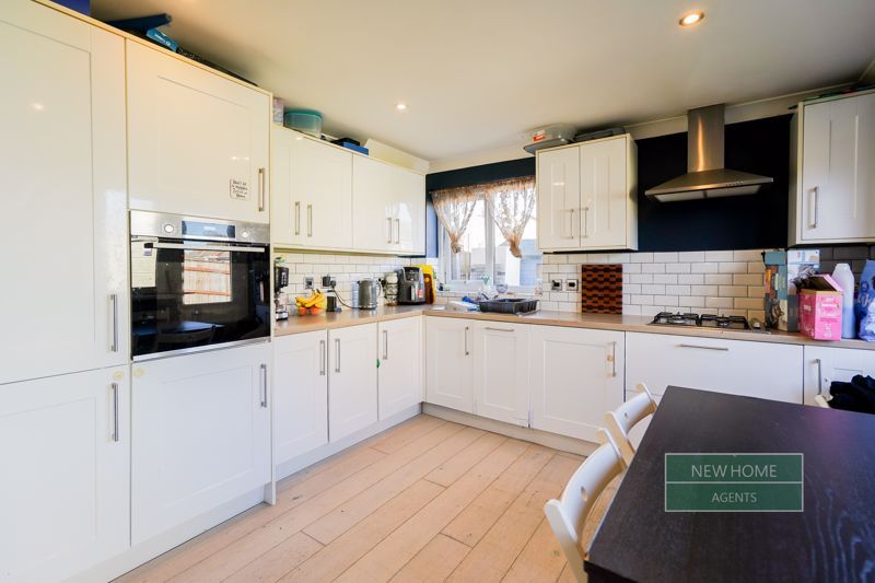 Property photo 2 of 20 Photo 14