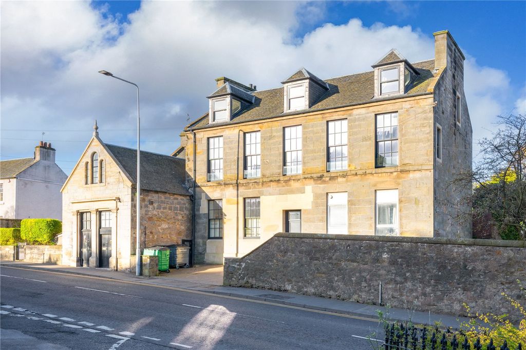 Property photo 1 of 11 Flat 2, 28 City Road