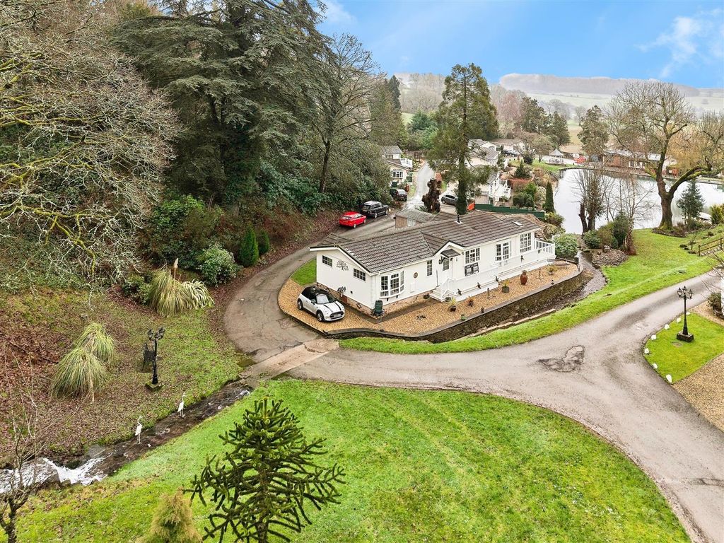 Property photo 1 of 28 Dji_20260204125704_0012_d_Mmk_Hdr.Jpg