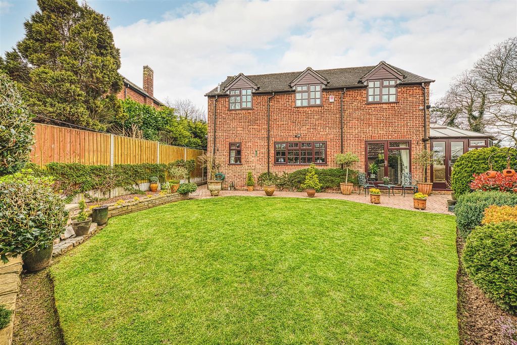 Property photo 3 of 28 E92A1070_Hdr.Jpg