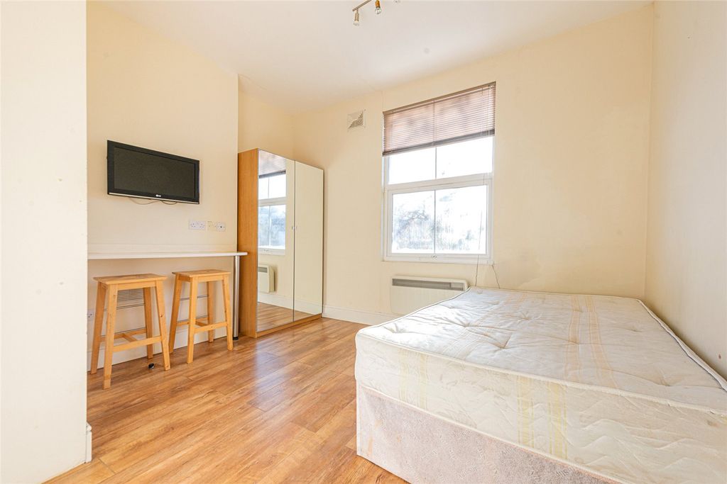 Property photo 2 of 9 Picture No. 02