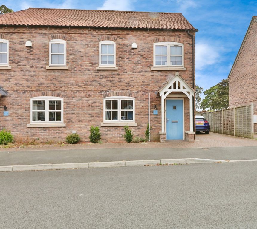 Property photo 1 of 14 4440514