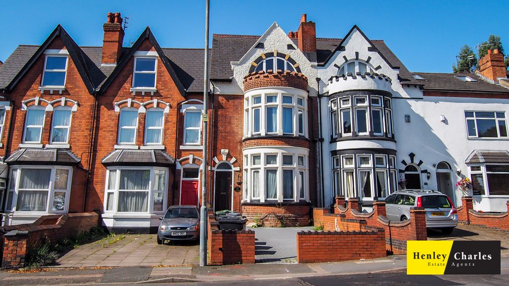 Property photo 1 of 6 Front Building