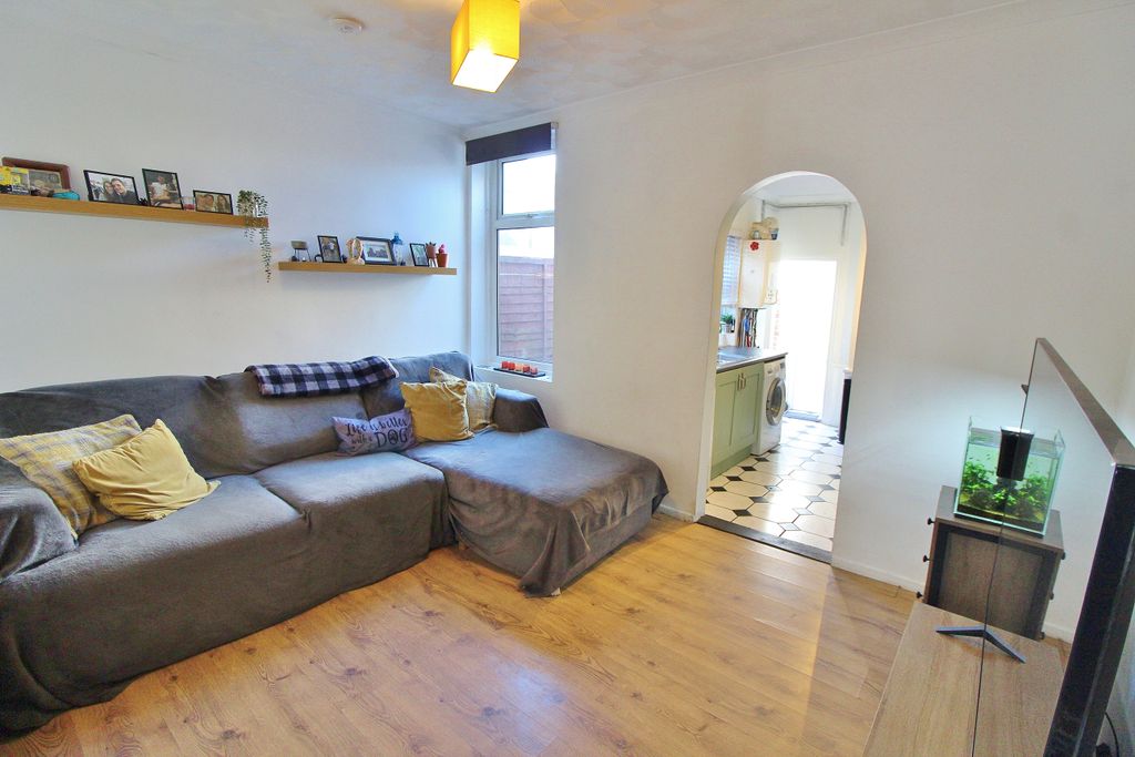 Property photo 2 of 12