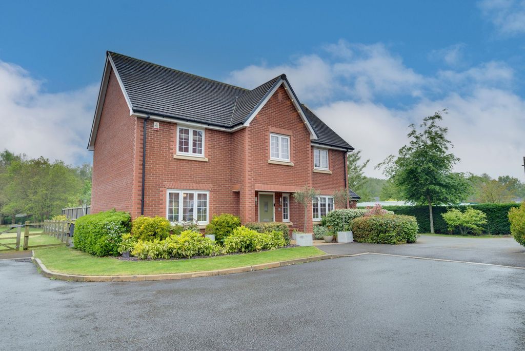 Property photo 1 of 37