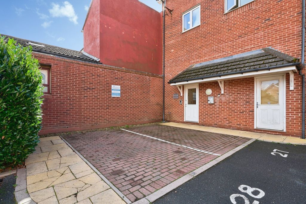 Property photo 3 of 19 Pbox-Img.Jpg