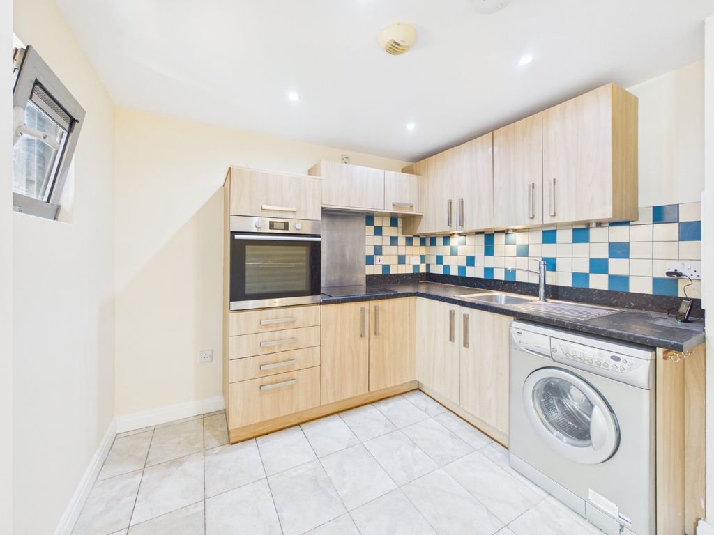 Property photo 3 of 10 Picture No. 07