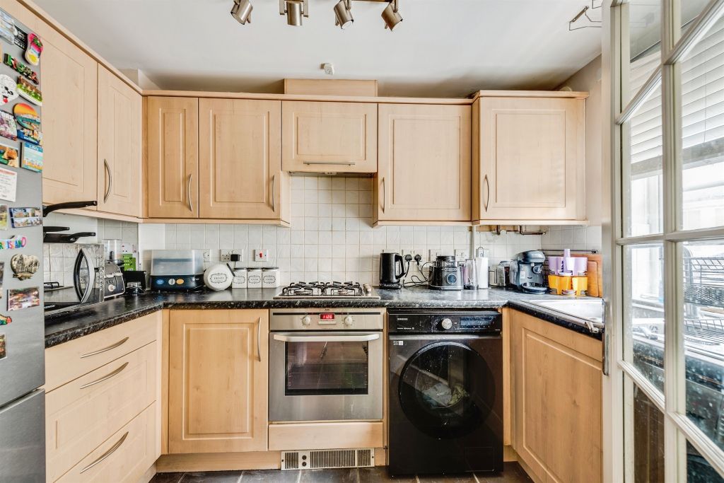 Property photo 2 of 14