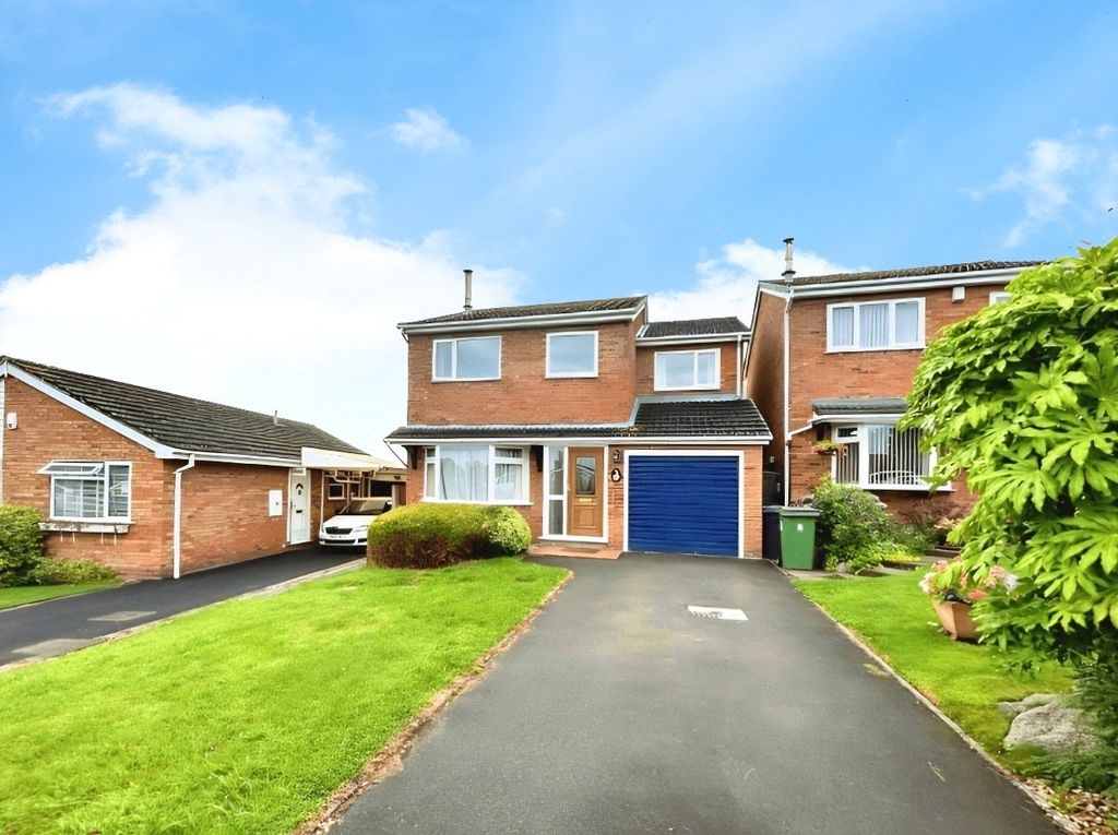 Property photo 1 of 12 Front