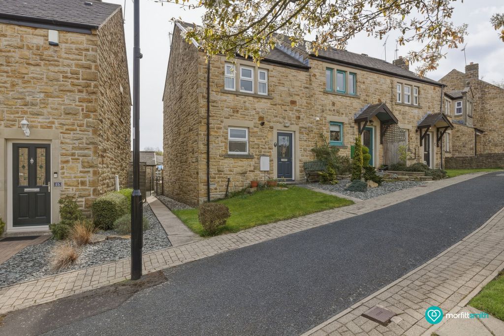 Property photo 3 of 21