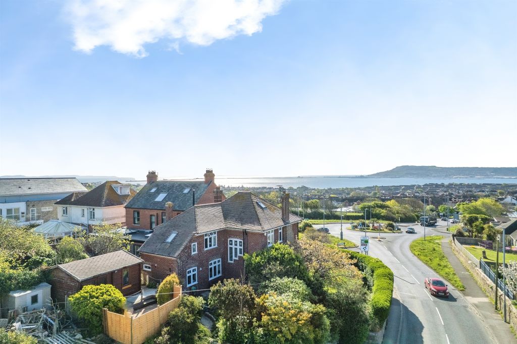 Property photo 1 of 29