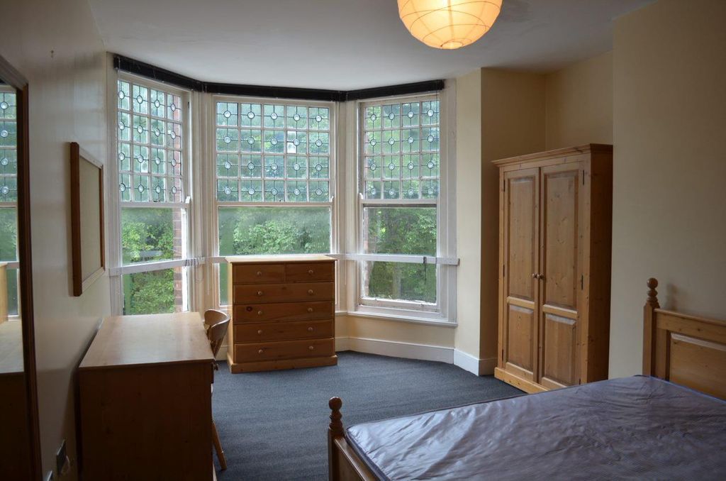 Property photo 3 of 9 91782c07-9Bac-4d9B-9F7d-E3Eba59Eeb99.Jpg