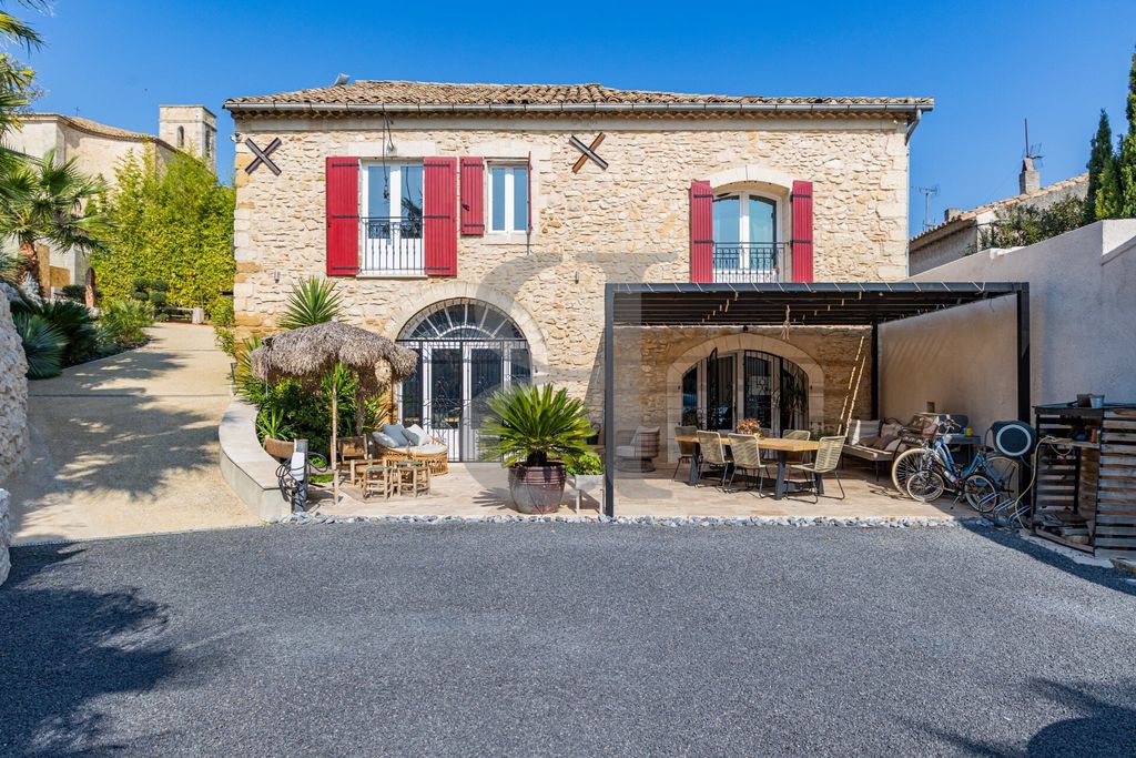 Property photo 2 of 39