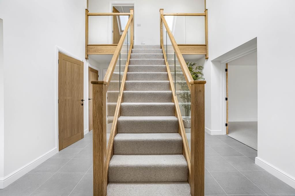 Property photo 3 of 35 3.Jpg