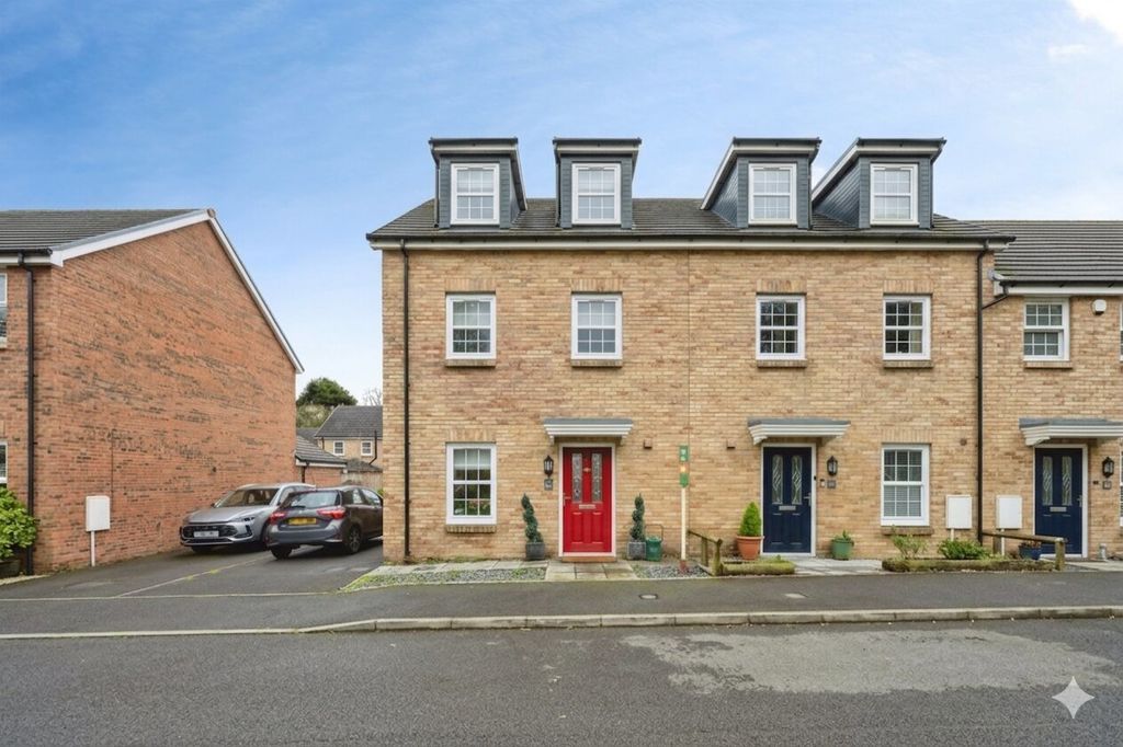 Property photo 1 of 25 Photo 25