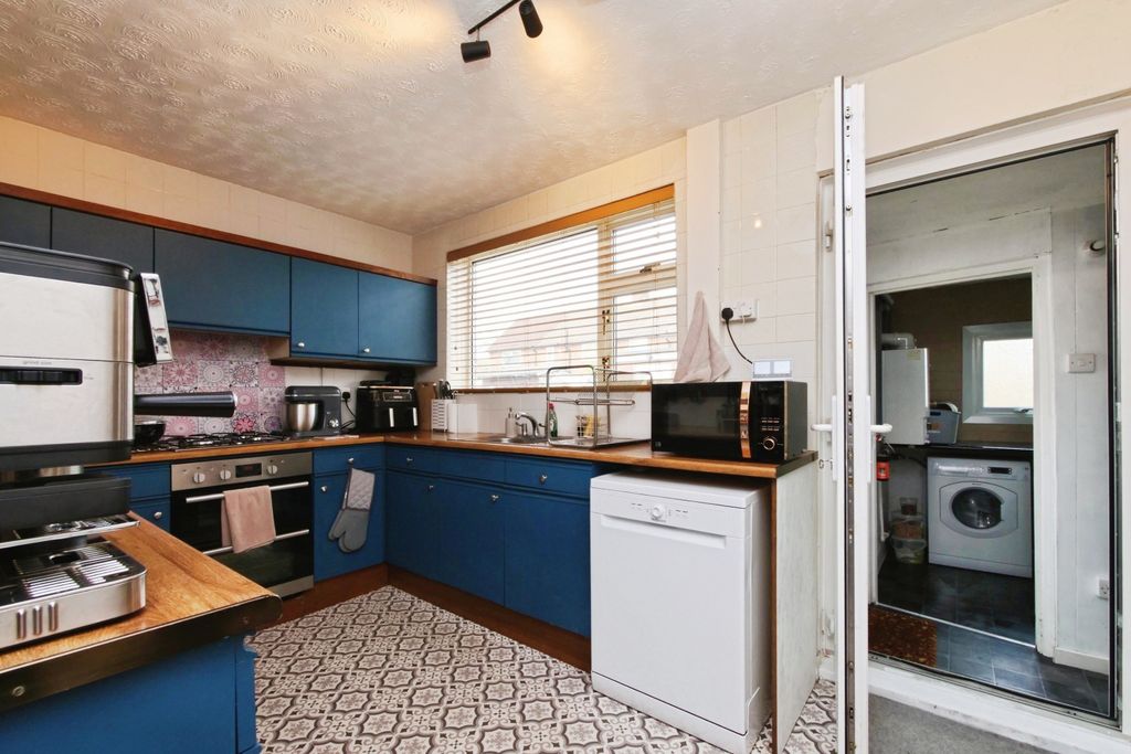 Property photo 3 of 17 Photo #3