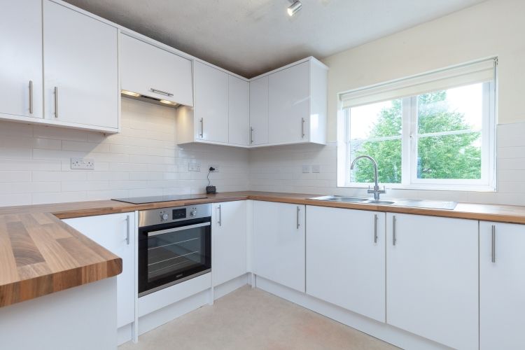 Property photo 2 of 6 238188