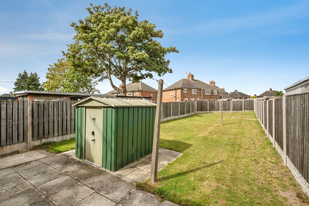 Property photo 2 of 14
