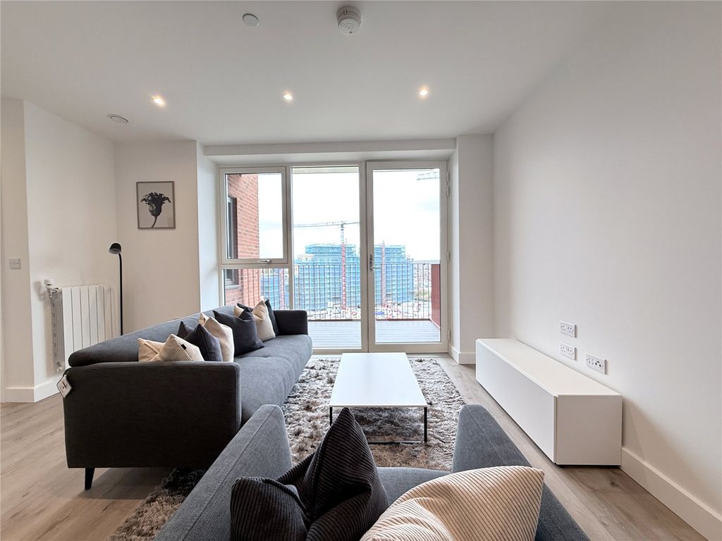 Property photo 2 of 16 Picture No. 20